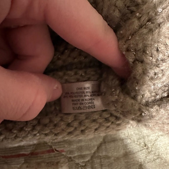 Look Knit Hat - Picture 5 of 5